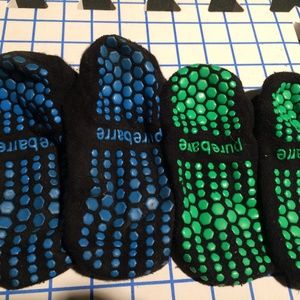 4 Pairs Pure Barre Socks (Size small)